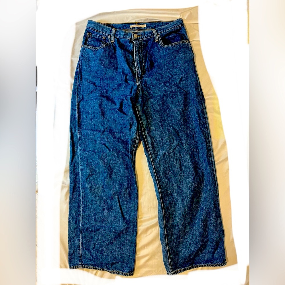 High Waist Levi’s Straight Jeans